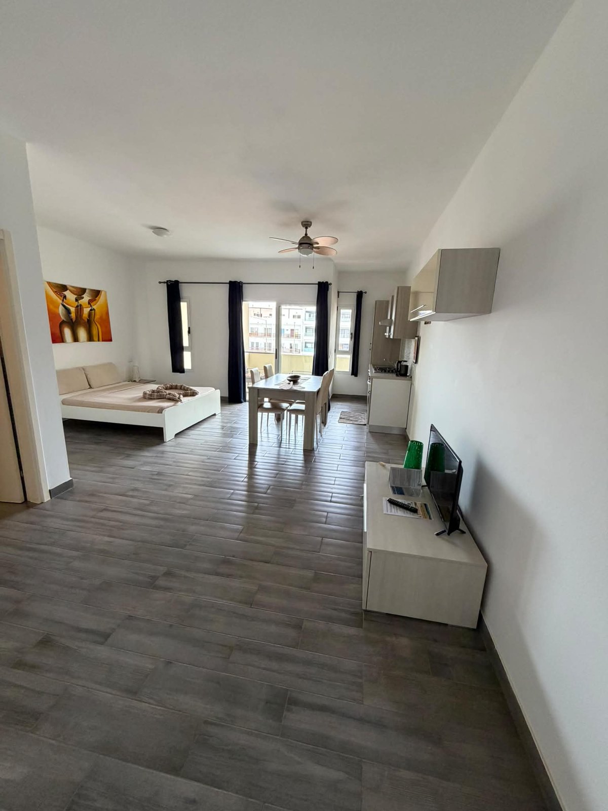 Blue Marlin A2 — Studio moderno in centro